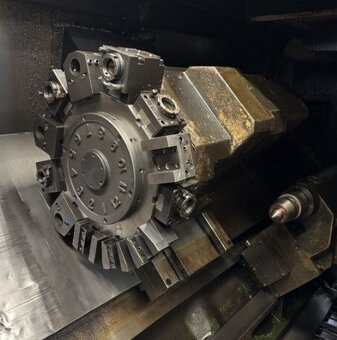 Soustruhy - CNC PUMA 300LMB - 2