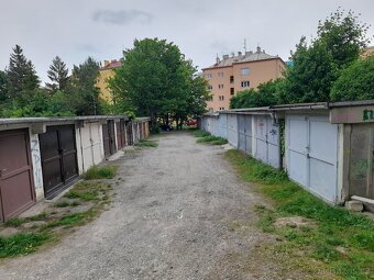 Garáž - 2