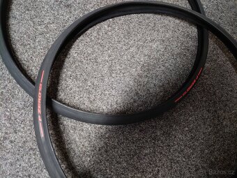 Pláště Pirelli - 2