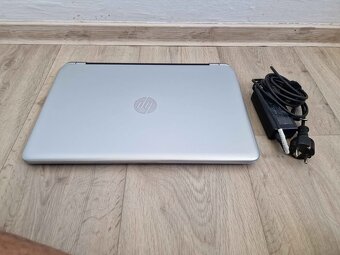 Notebook HP Pavilion 15 na filmy internet kancelářské práce - 2