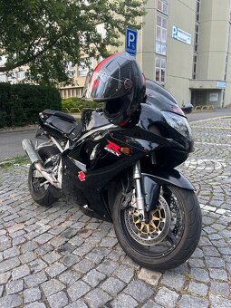 Suzuki gsxr 750 - 2