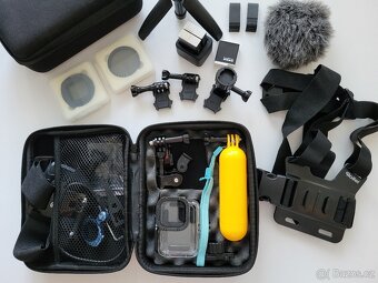 GoPro HERO 10 + SET bohatého příslušenství - 2