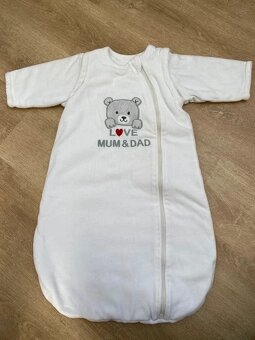 Věci pro miminko-fusak,peřinky,zavinkvačka,hračky,oblečení - 2