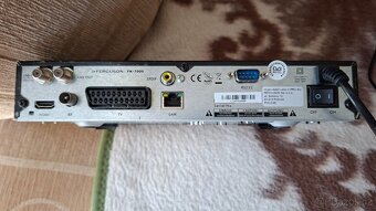 Satelitní přijímač Ferguson 7000 - 2