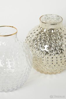 2x kropenatá sklěněná váza - 2