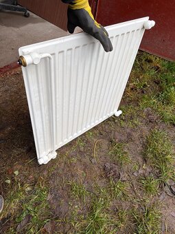 Malý teplovodní radiátor - 2