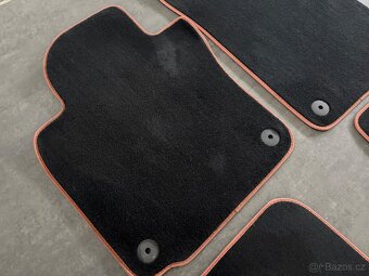 Golf 6 GTI koberečky sada červené lemování - 2