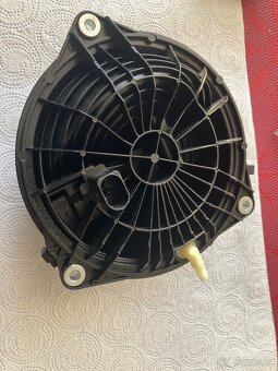 Klika dveří nová Golf 7 - 2