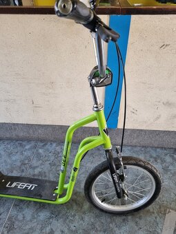 Koloběžka Lifefit RIDER zeleno-černá - 2