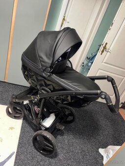 Kočárek Junnama - 2