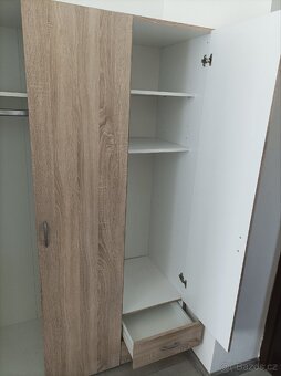 Skříně barva šedý dub - 2