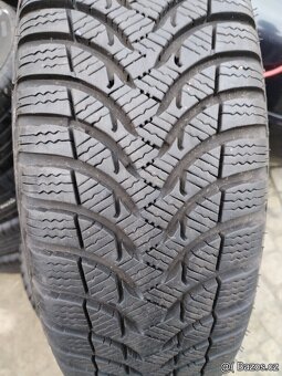 175/65/15 zimni pneu MICHELIN a VREDESTEIN 175/65 R15 - 2