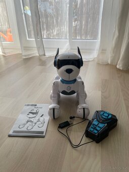 Robopes s hlasovými povely - 2
