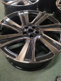 Range Rover Autobiography Black Diamant Luxuri 9,5x22" - 2