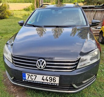 VOLKSWAGEN PASSAT B7 2,0TDI 103 KW - 2