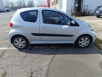 Toyota Aygo 1.0 - 2