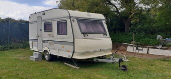 Karavan Hobby 420 - 2