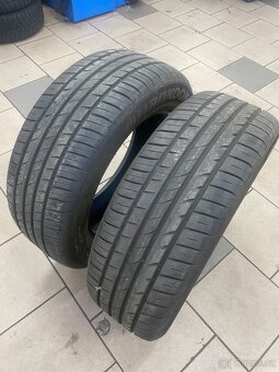 225/60 17 zánovní letní Hankook - 2