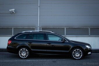 Škoda Superb Combi 2.0 TDI CR 4x4 170k Elegance - 2