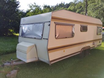 Obytný karavan - 2