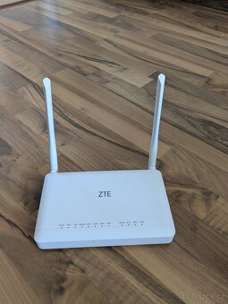 Router ZTE ZXHN F670L - 2