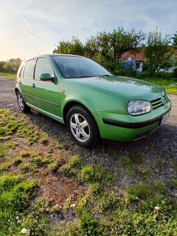 VW Golf IV - 2