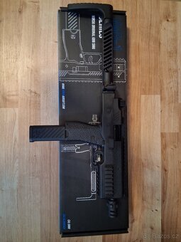 Prodám airsoftovou zbraň VMP-1 - 2