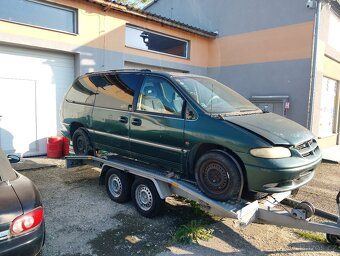 Chrysler grand Voyager 3 - 2