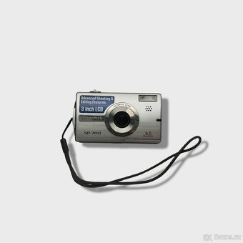 OLYMPUS SP-700 digital camera - 2