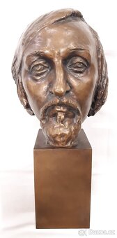 Busta bronz patina autoportrét Václav Frydecký. 36 cm - 2
