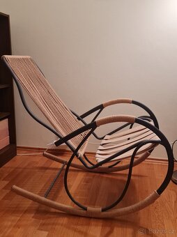 Designové houpací křeslo - 2