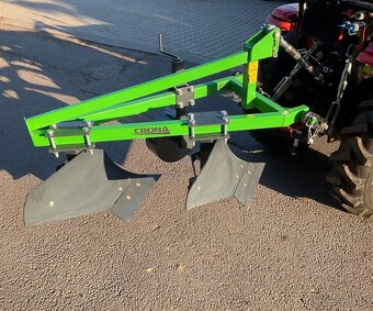 Dvouradličný pluh za malotraktor, pluh CR-220 - 2