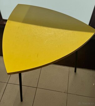 konferenční stolek expo Brusel 58 trsátko umakart - 2