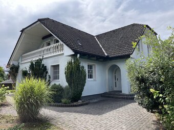 Prodej krásného rodinného domu se zahradou v Plotišti nad La - 2