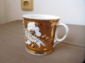 SECESNÍ HRNEK S PRŮSVITKOU - 2