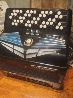 Knoflíková harmonika Weltmeister B Griff - 2