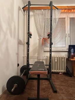 Prodám posilovací věž s lavicí + činka 30 kg - 2