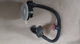 Držák na mobilní telefon do auta - 2