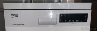 Myčka BEKO DFS28020W - 2