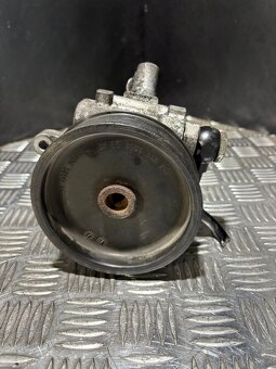 //Čerpadlo Servořízení Mercedes 2.2/2.7/3.0CDI// - 2