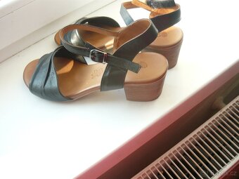 černé kožené sandále vel.41 - 2