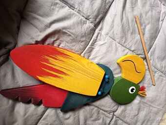 Dřevěný papoušek - 2