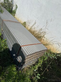 Konstrukce haly bez opláštění a střechy - 2