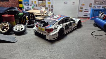 BMW M4 DTM - 2