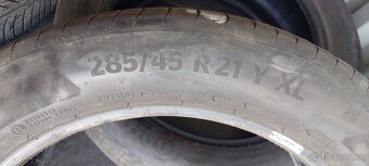 285/45 R21 - 2