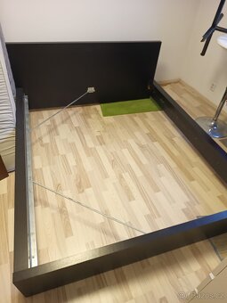 masivni postel 160x200 (konstrukce 180x200) - 2