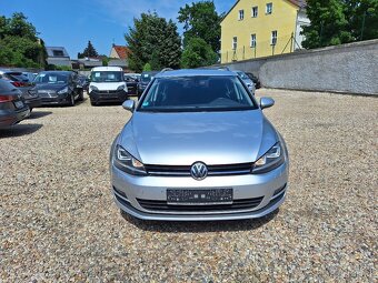 Volkswagen Golf 1.4 TSi 90KW Kombi HighLine, S.Kniha - 2