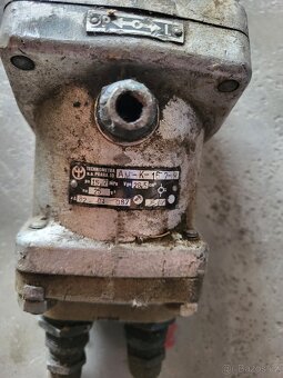 Hydromotor pístový Technometra AM-K-16-7-R - 2