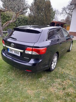 Toyota avensis 2.0d4 - 2