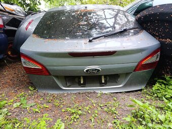 Ford Mondeo mk4 (díly ) - 2